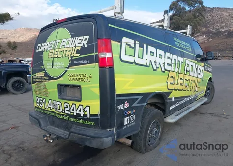 2017 GMC Savana 2500 Work Van z USA, uszkodzony, nr VIN 1GTW7AFF1H1915260